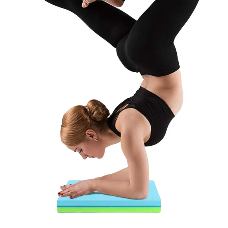 Tapis d'entraînement de fitness et d'exercice en TPE souple pour yoga et équilibre.