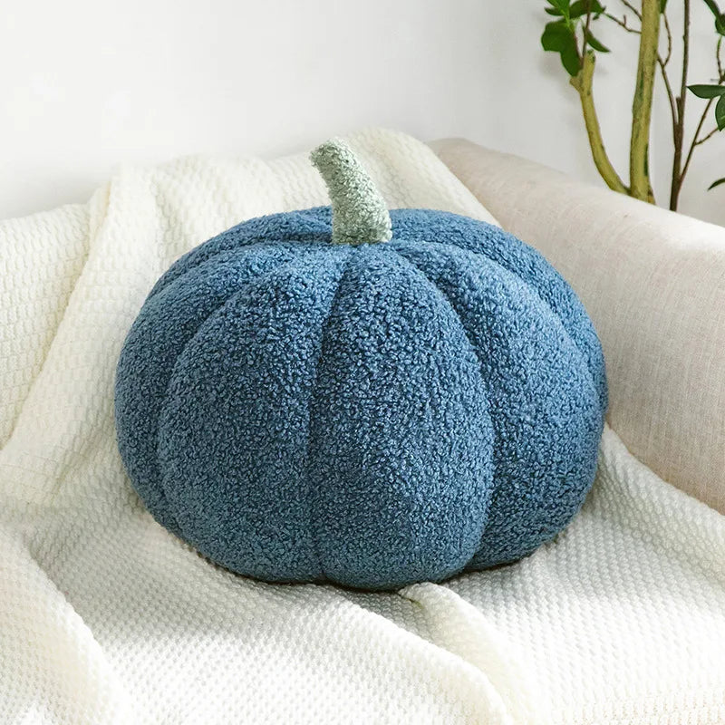 Coussin en peluche de luxe en forme de citrouille avec décoration boisée pour canapé et salon.