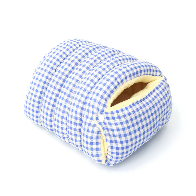 Seasons Universal, Washable Closed Cat House.